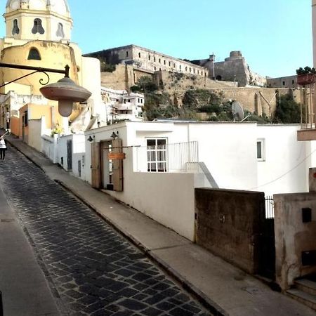 Appartamento Casa Adriano Procida Esterno foto