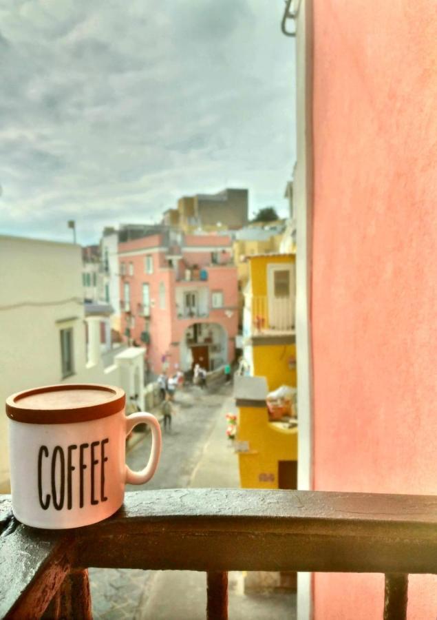 Appartamento Casa Adriano Procida Esterno foto