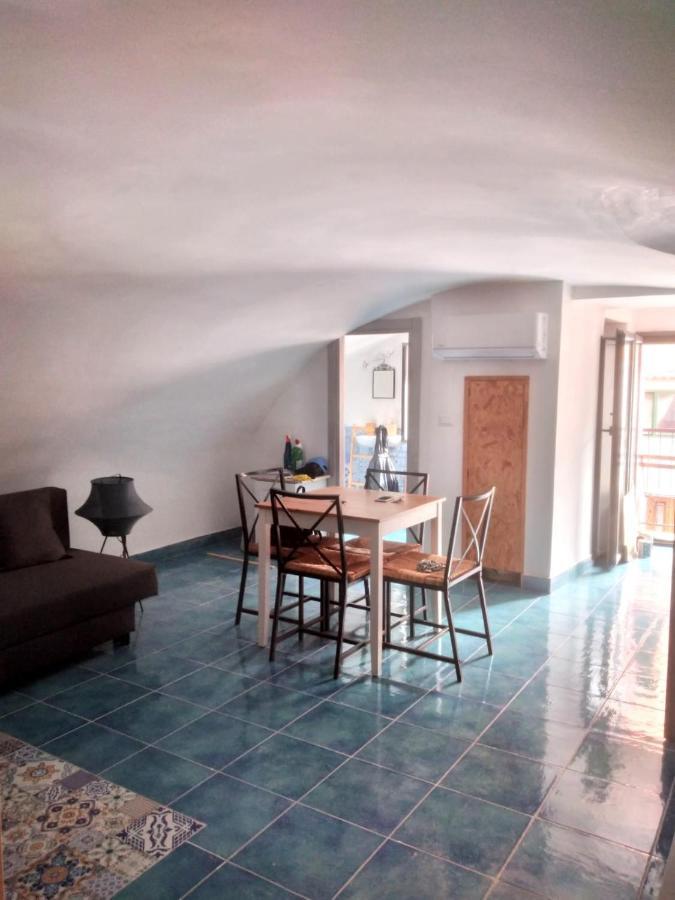 Appartamento Casa Adriano Procida Esterno foto